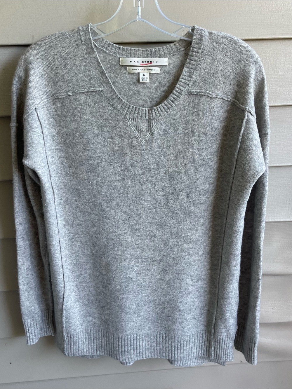 Max Studio 100% Cashmere Sweater Womens Size M Gray Minimalist Luxe Money